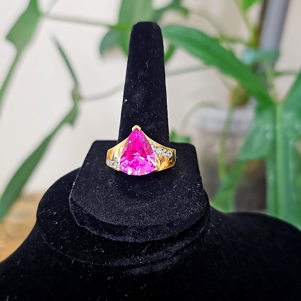 Pink triangle ring! Pink topaz, white topaz, rhodium vermeil